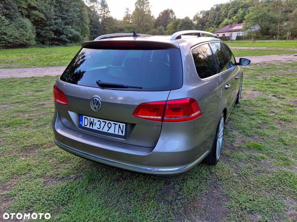 Volkswagen Passat - 16