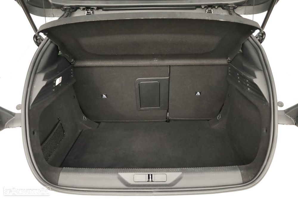 Peugeot 308 1.2 PureTech GT EAT8 - 22