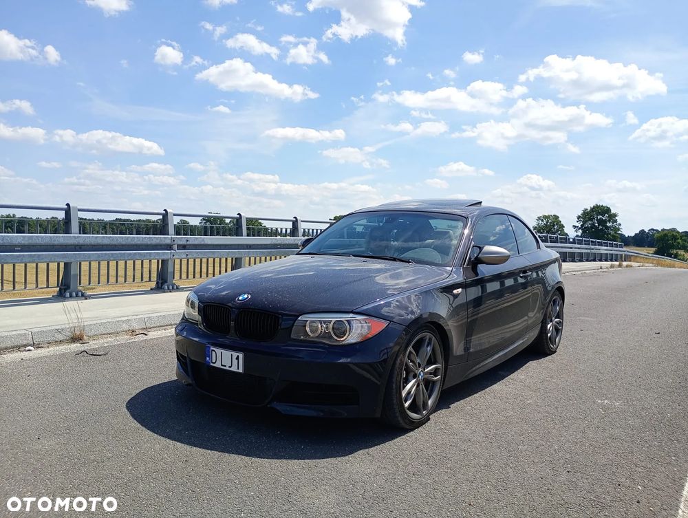 BMW Seria 1 135i Limited Edition Lifestyle mit M Sportpaket - 1