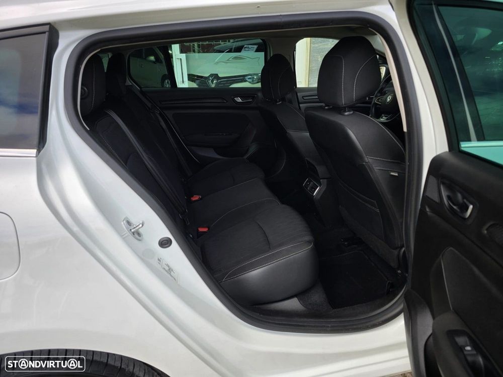 Renault Mégane Sport Tourer 1.3 TCe Limited - 15