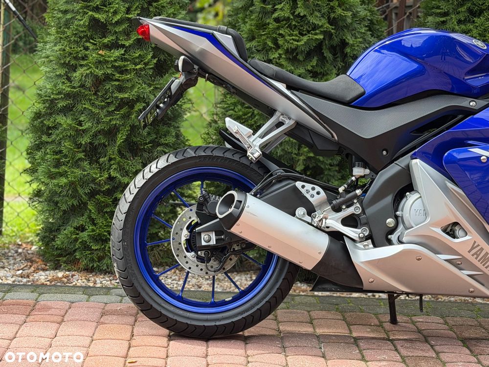 Yamaha YZF - 9