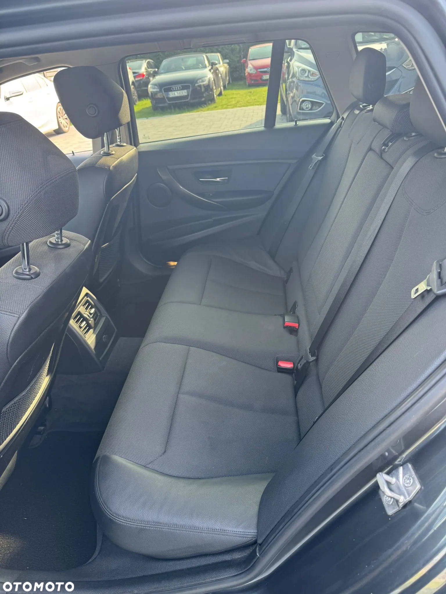 BMW Seria 3 - 15