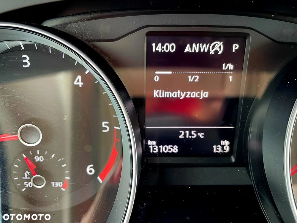 Volkswagen Passat 2.0 TDI (BlueMotion Technology) DSG Highline - 29