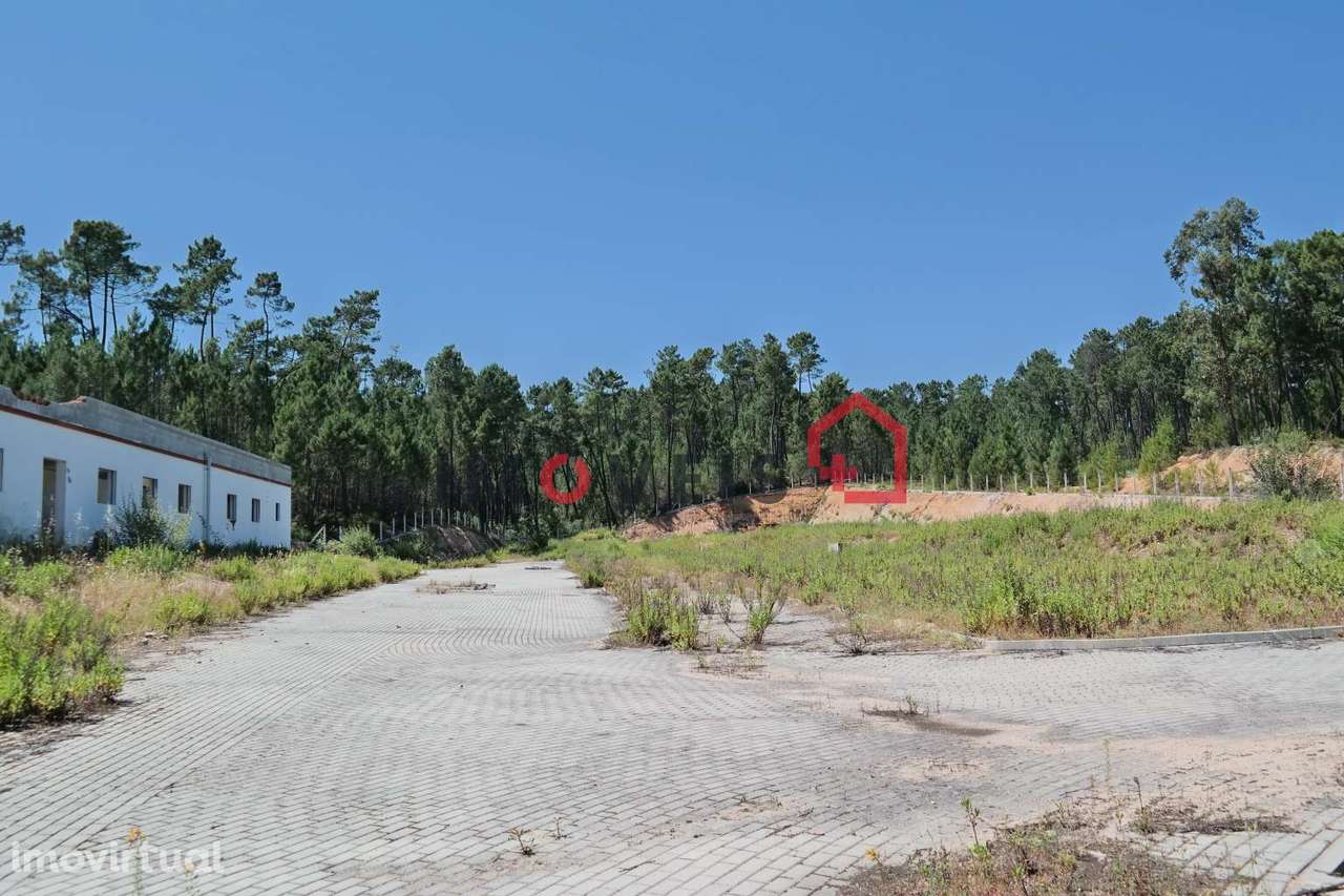 Terreno com licença para Indústria - Grande imagem: 4/6