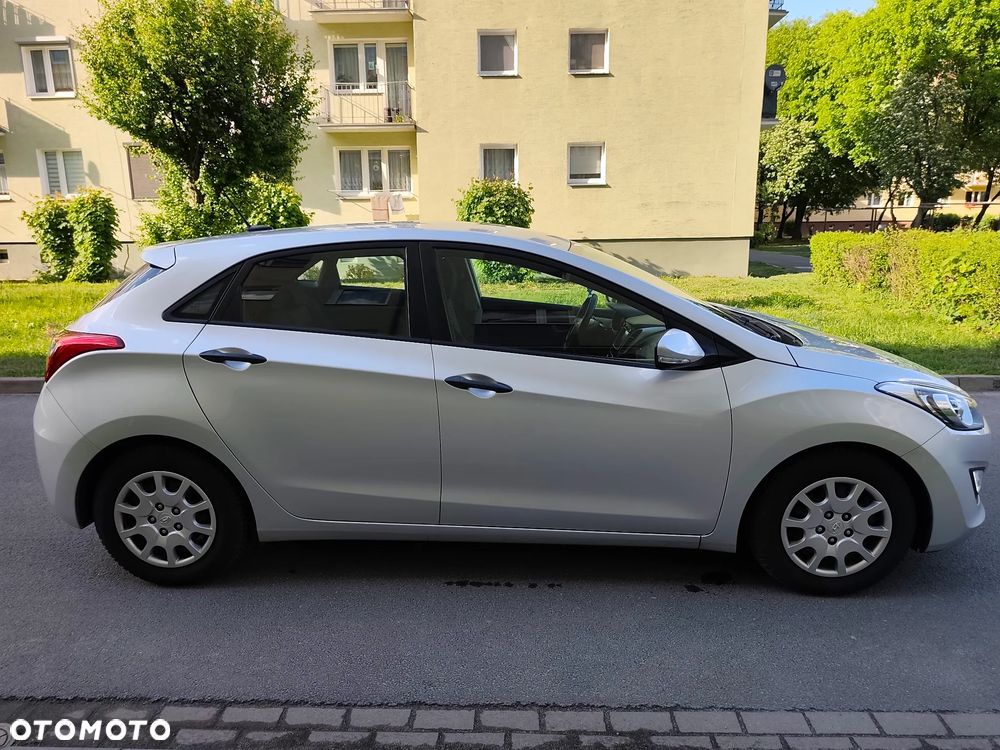Hyundai i30 1.4 Style - 11