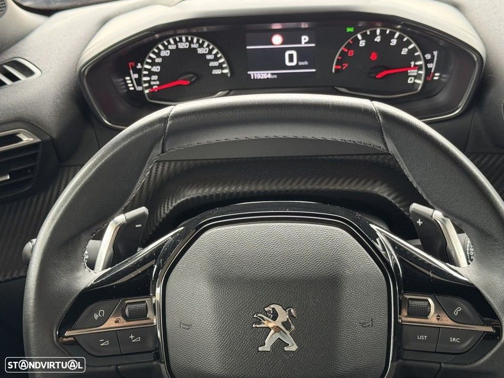Peugeot 2008 1.5 BlueHDi Allure Pack EAT8 - 12