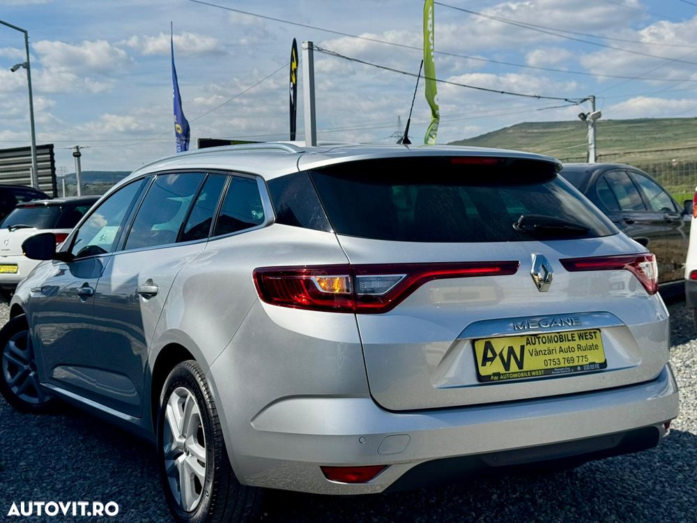 Renault Megane TCe 140 GPF LIMITED - 16