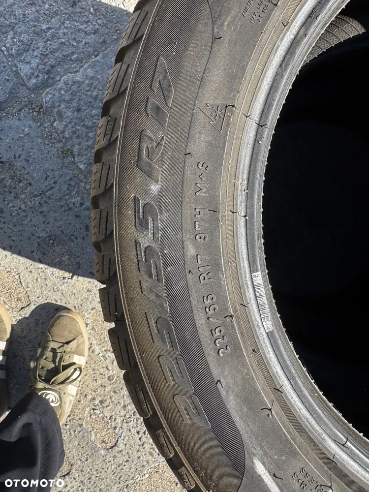 Kpl. opon Pirelli 225/55 R17 SottoZero 3 zimowe Run on Flat - 2