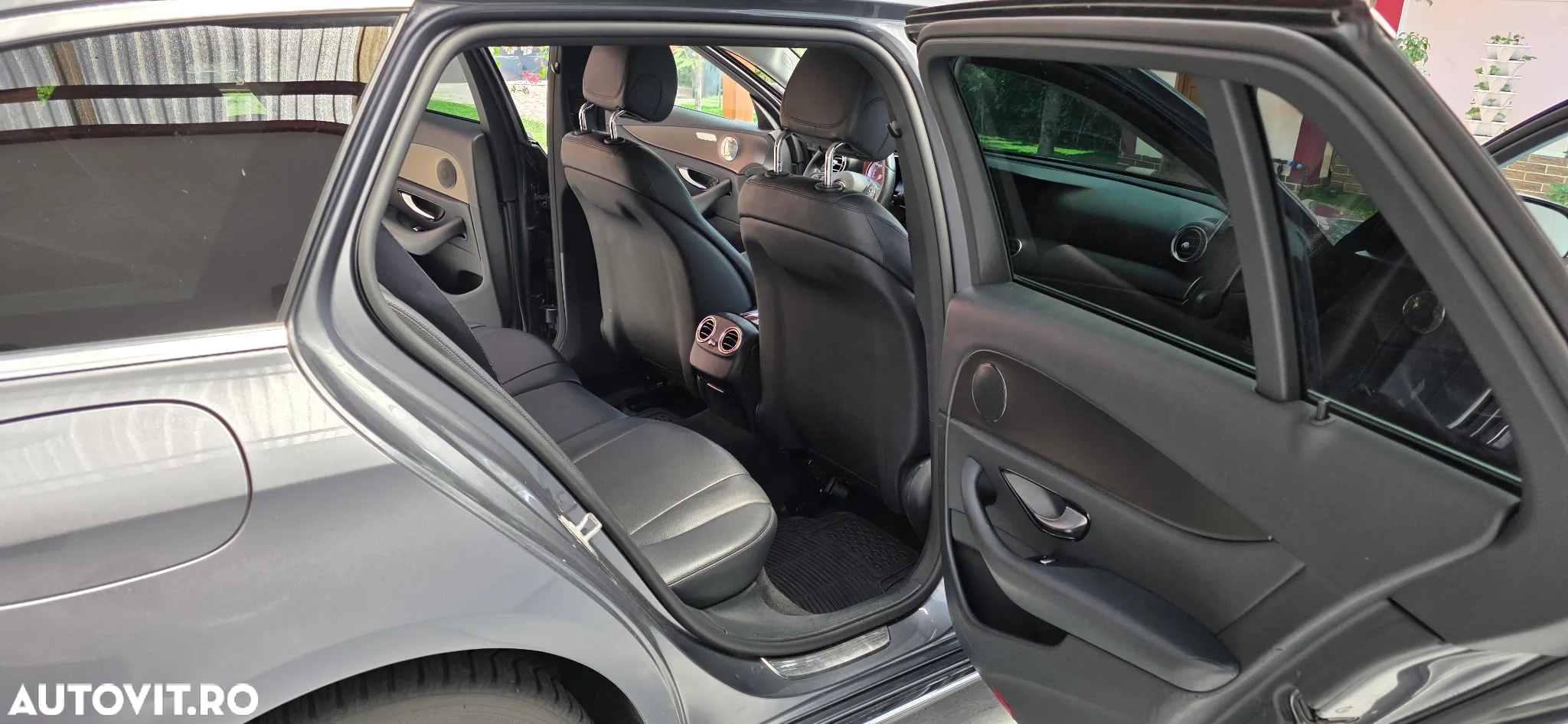 Mercedes-Benz E 200 d T 9G-TRONIC Avantgarde - 16