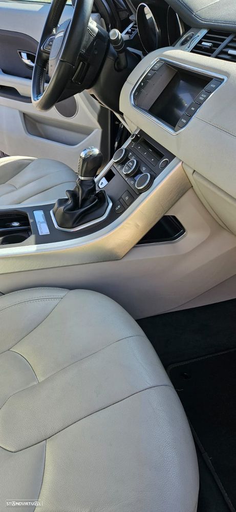 Land Rover Range Rover Evoque 2.2 eD4 Pure Tech - 30