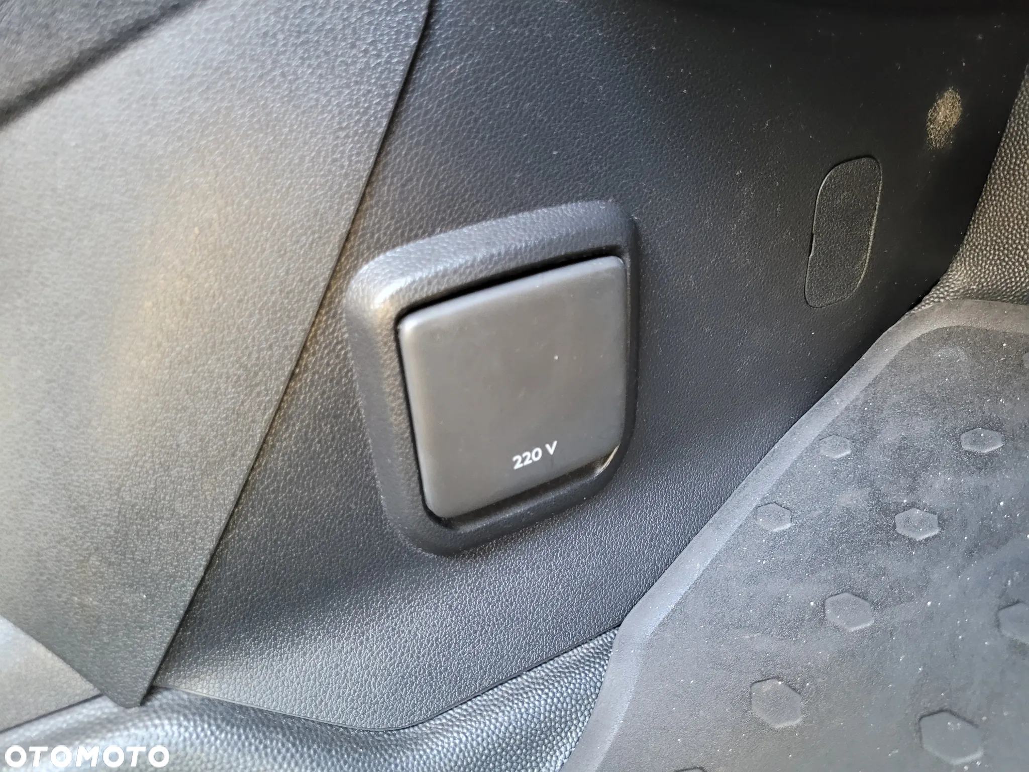 Peugeot Partner super zabudowa z Orlenu Euro6 VAT1 - 6