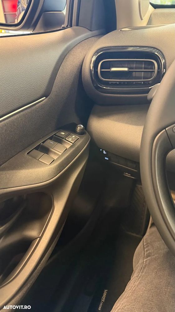 Toyota Yaris Cross 1.5 VVT-i HSD 4x2 Active - 27