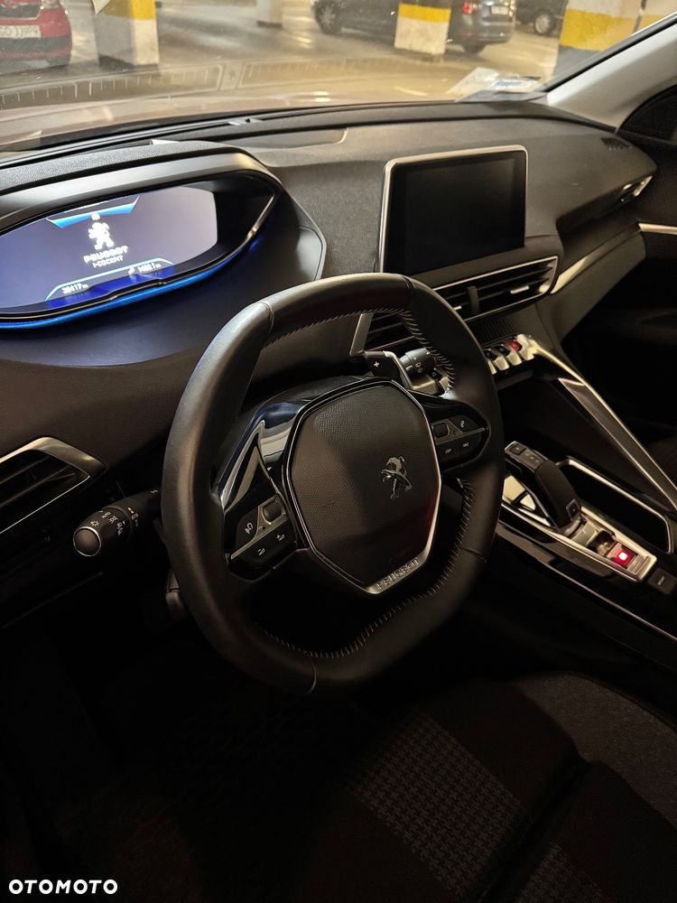 Peugeot 3008 - 8