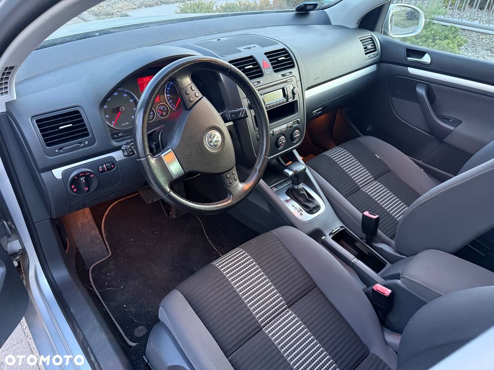 Volkswagen Golf 1.4 TSI DSG United - 8