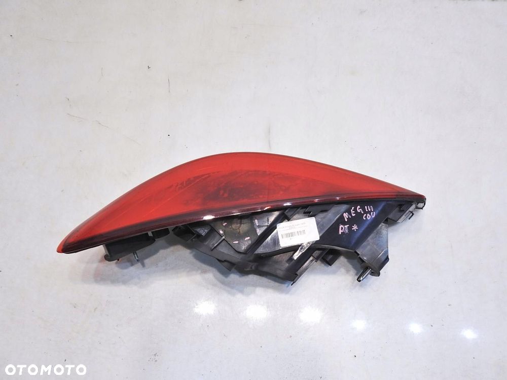 LAMPA PRAWA TYLNA TYŁ RENAULT MEGANE III COUPE - 6