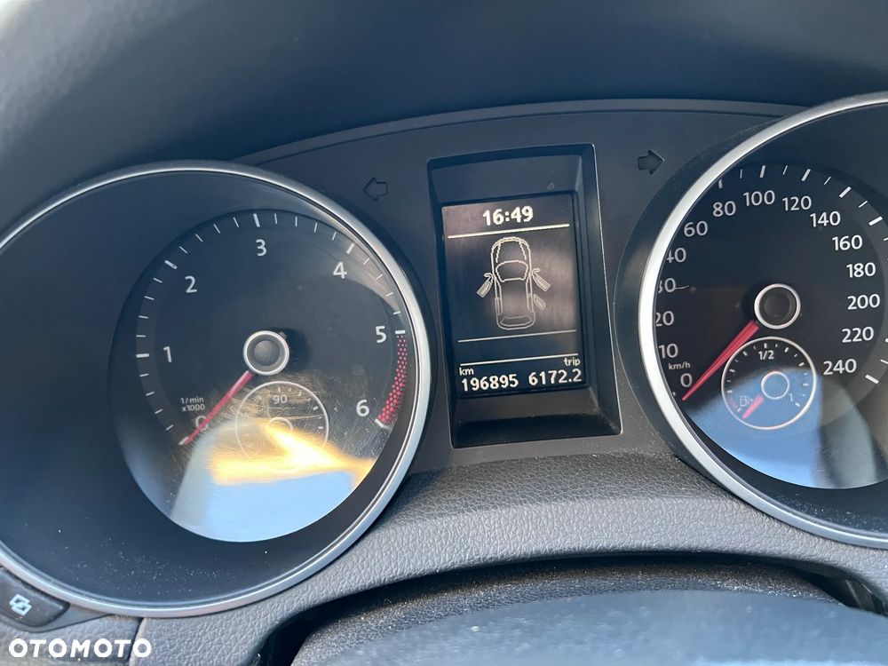 Volkswagen Golf 2.0 TDI DPF DSG Highline - 2