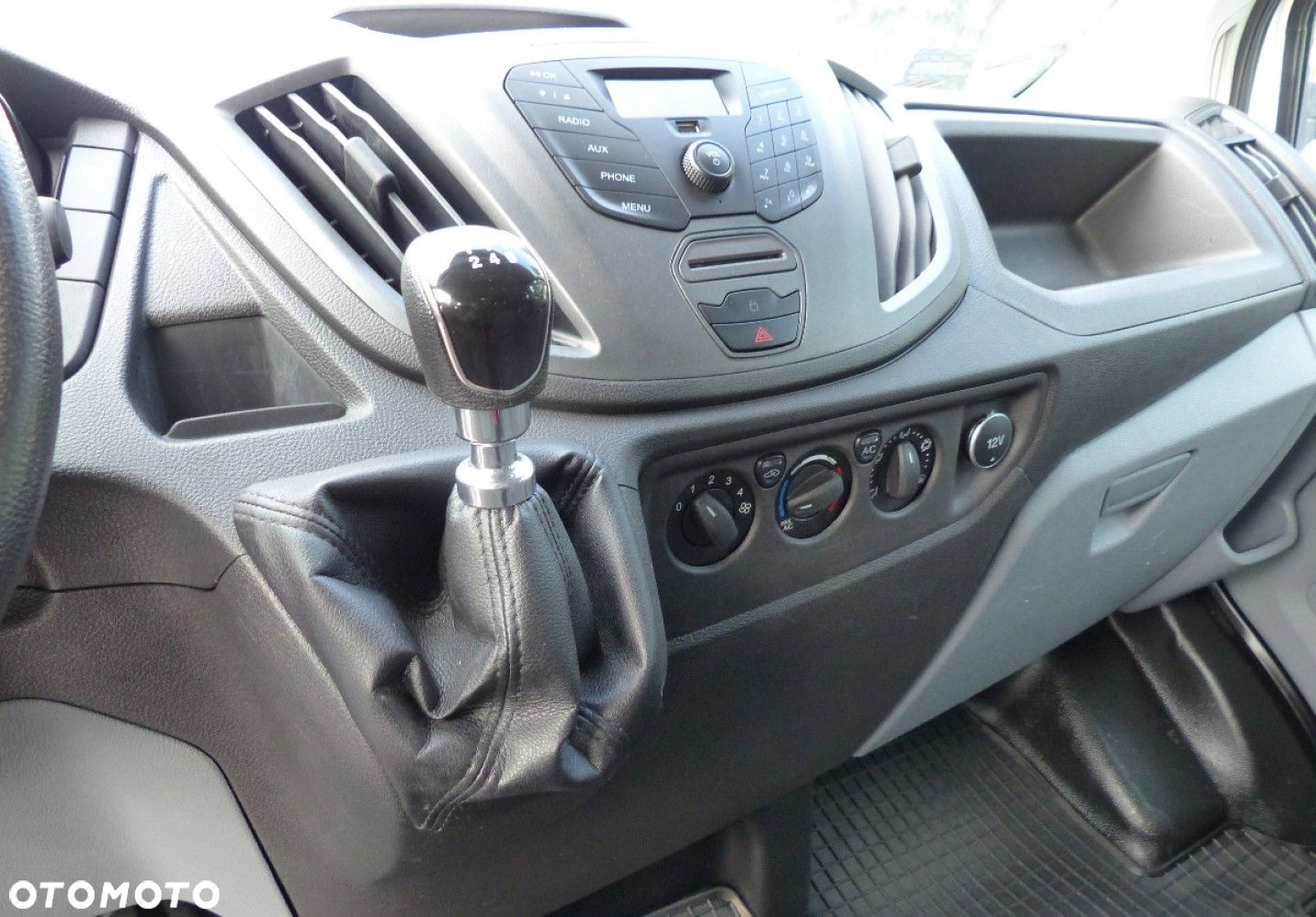 Ford Transit - 8