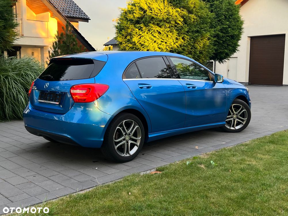 Mercedes-Benz Klasa A 180 7G-DCT AMG Line - 5