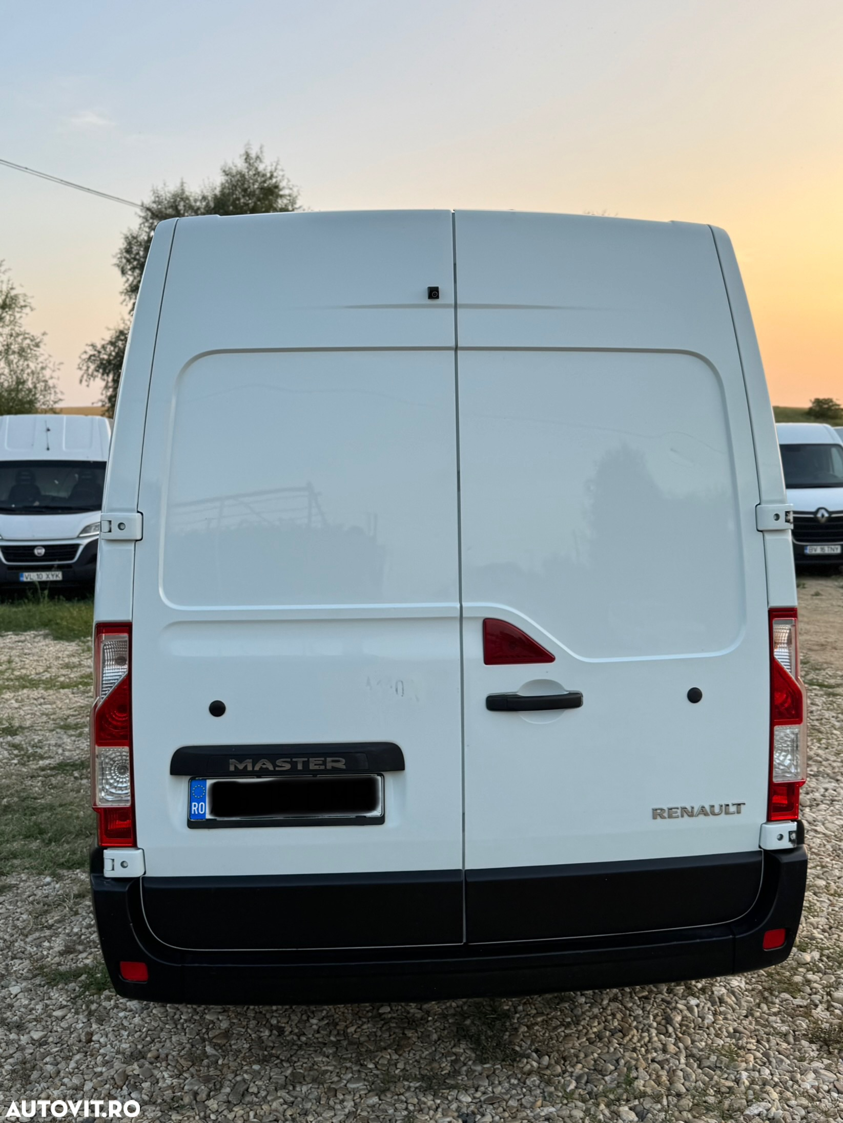 Renault Master 2.3 diesel 125 cp euro5 2016 stare buna !!! - 11