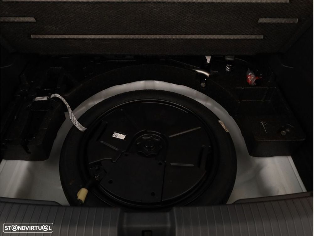 VW T-Roc 1.5 TSI R-Line DSG - 19