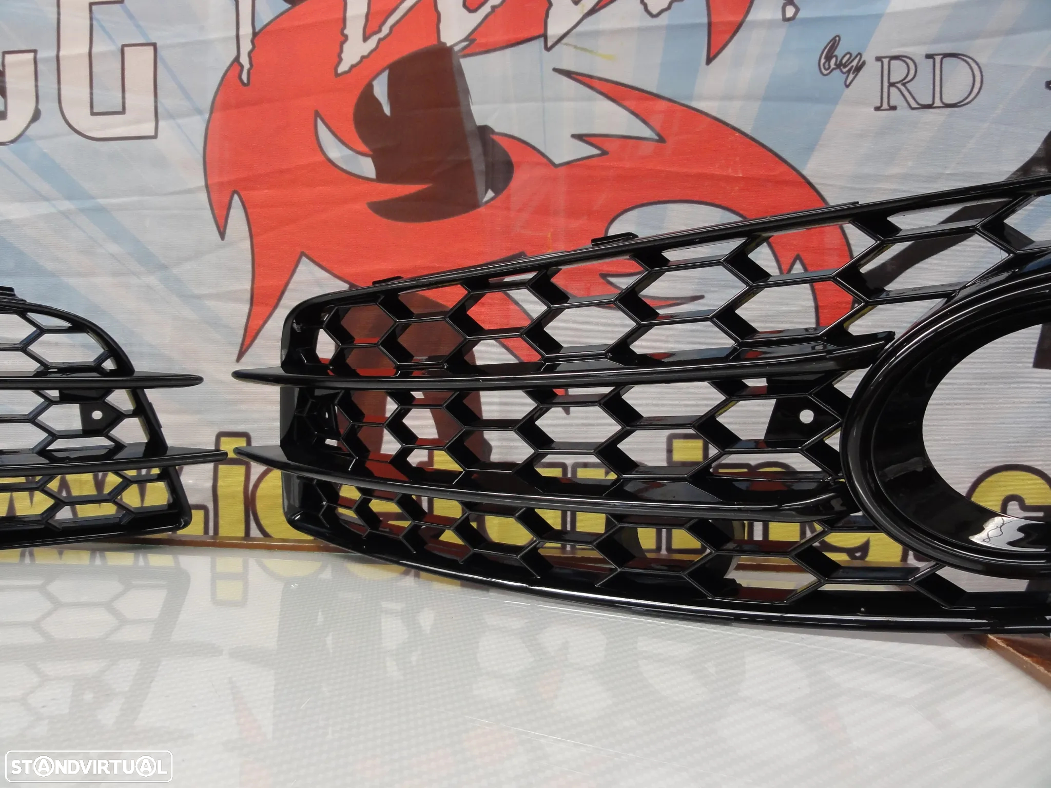 Grelhas faróis nevoeiro Audi A4 B8 08-11 RS LOOK preto brilhante (para-choques sline e S4) - 9