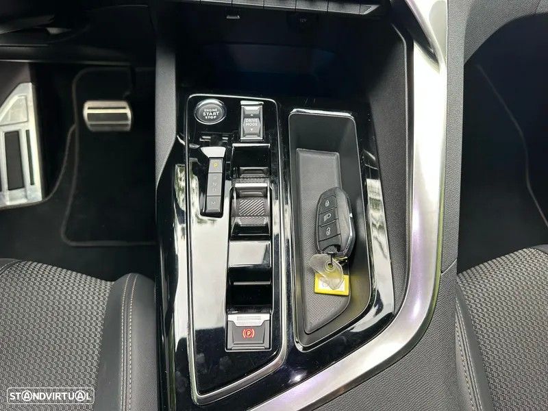 Peugeot 5008 1.5 BlueHDi GT Pack EAT8 - 34