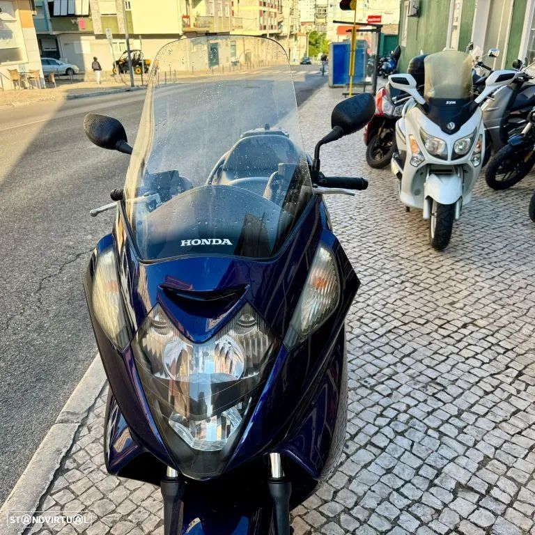 Honda Silver Wing 400 - 3