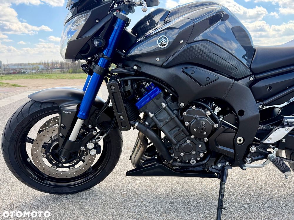 Yamaha FZ8 - 2