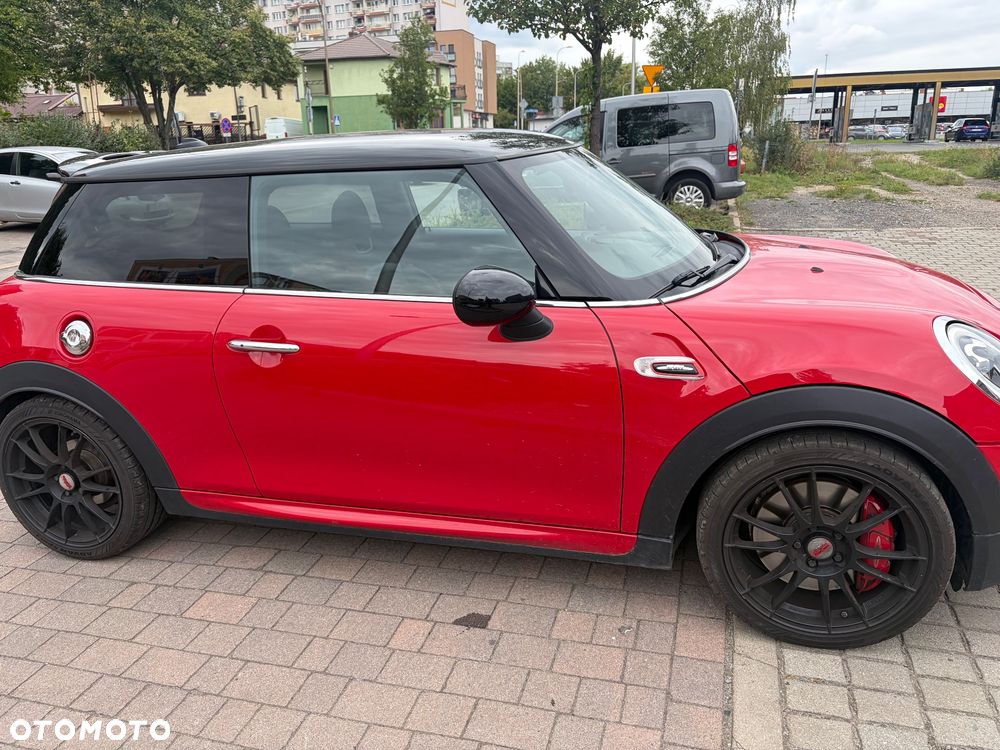 MINI John Cooper Works - 3
