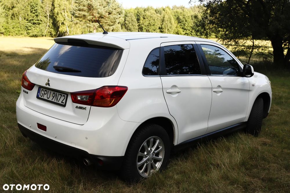 Mitsubishi ASX - 4