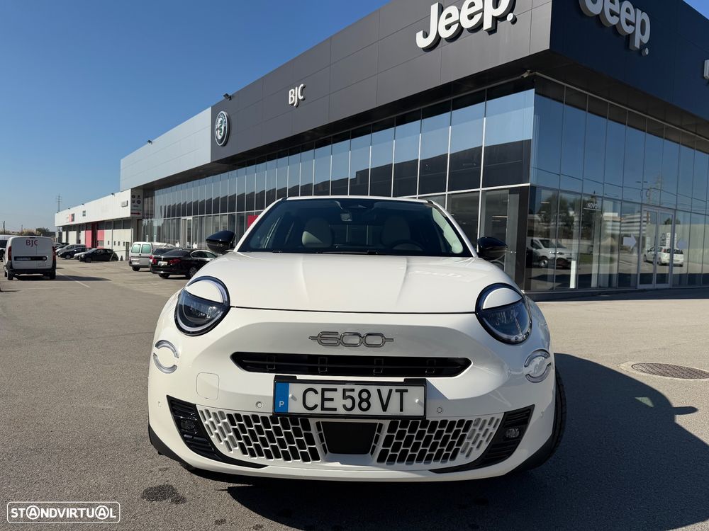 Fiat 600e 54 kWh La Prima - 11