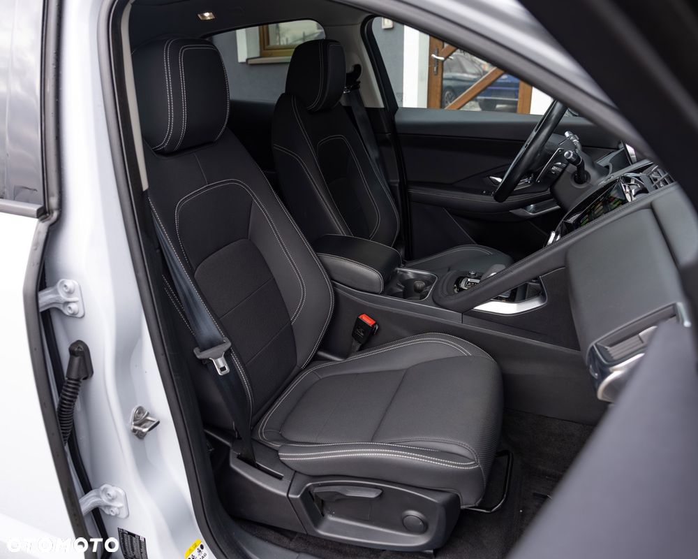 Jaguar E-Pace D165 AWD R-Dynamic SE - 8