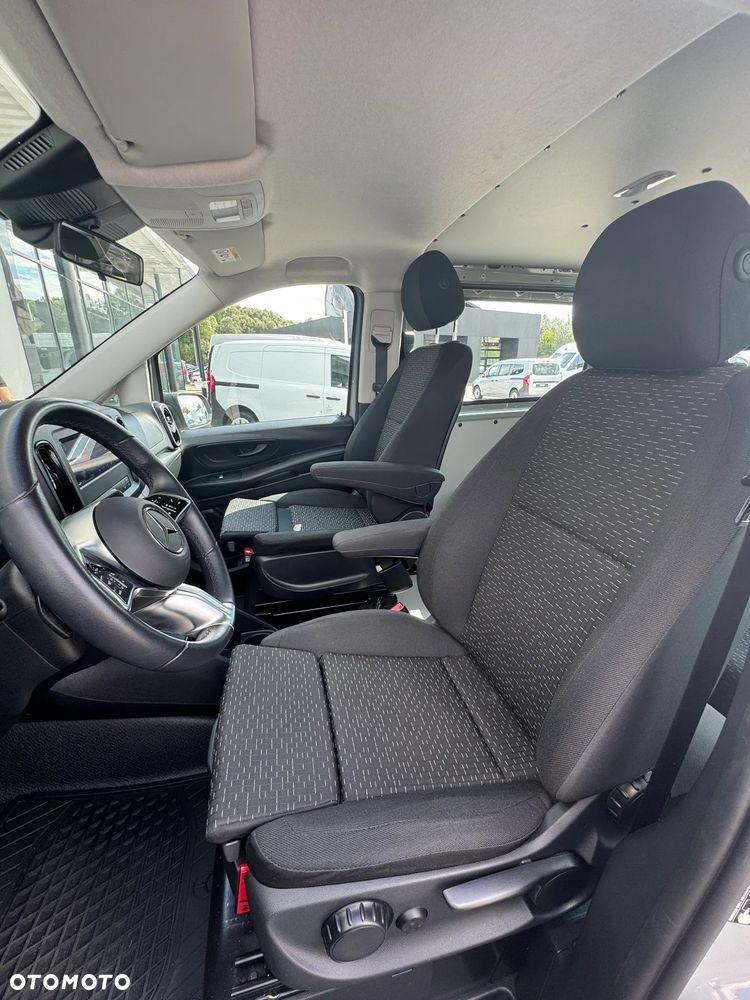 Mercedes-Benz Vito - 21