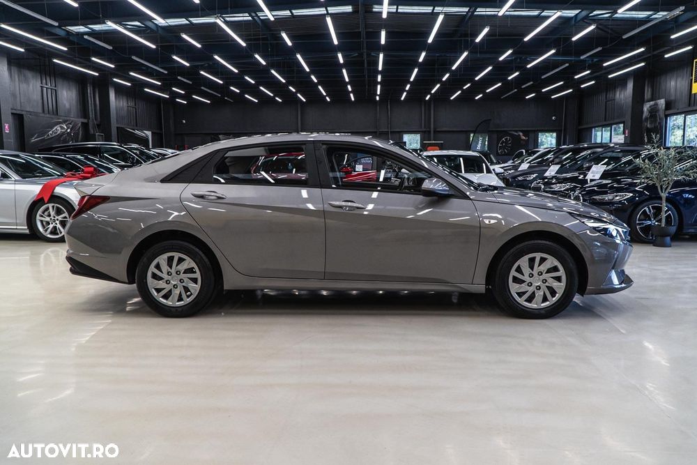 Hyundai Elantra 1.6 l 123 CP CVT Exclusive - 20