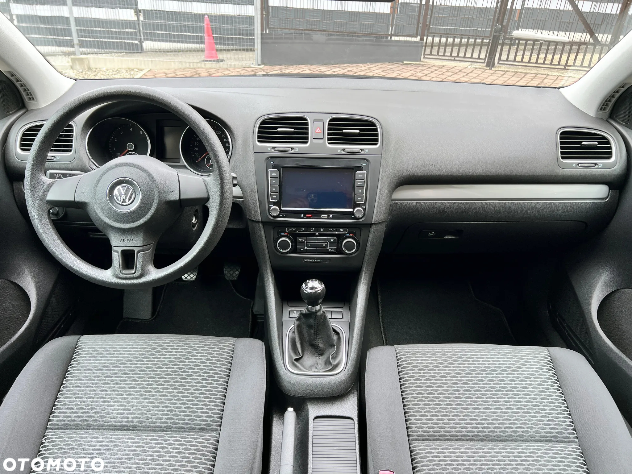 Volkswagen Golf VI 1.2 TSI Comfortline - 6