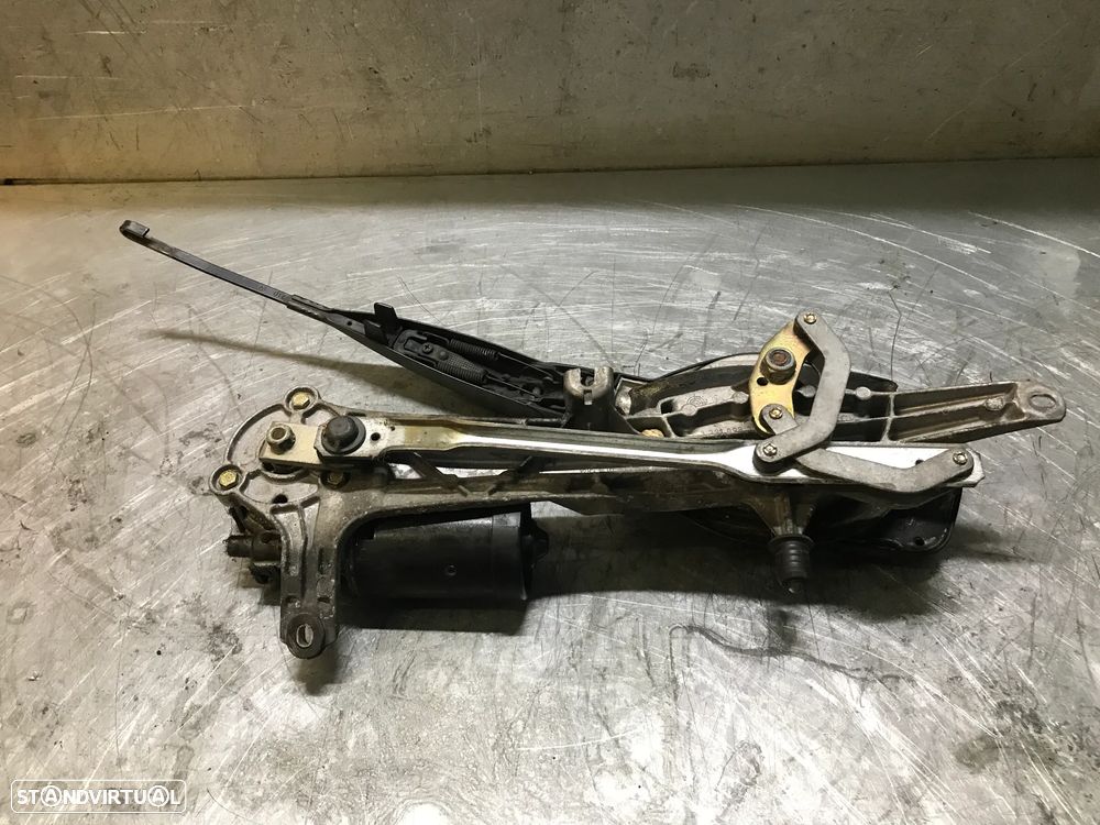 SISTEMA / MECANISMO LIMPA VIDROS COM MOTOR MERCEDES C200 C220 W202 93-98 - 3