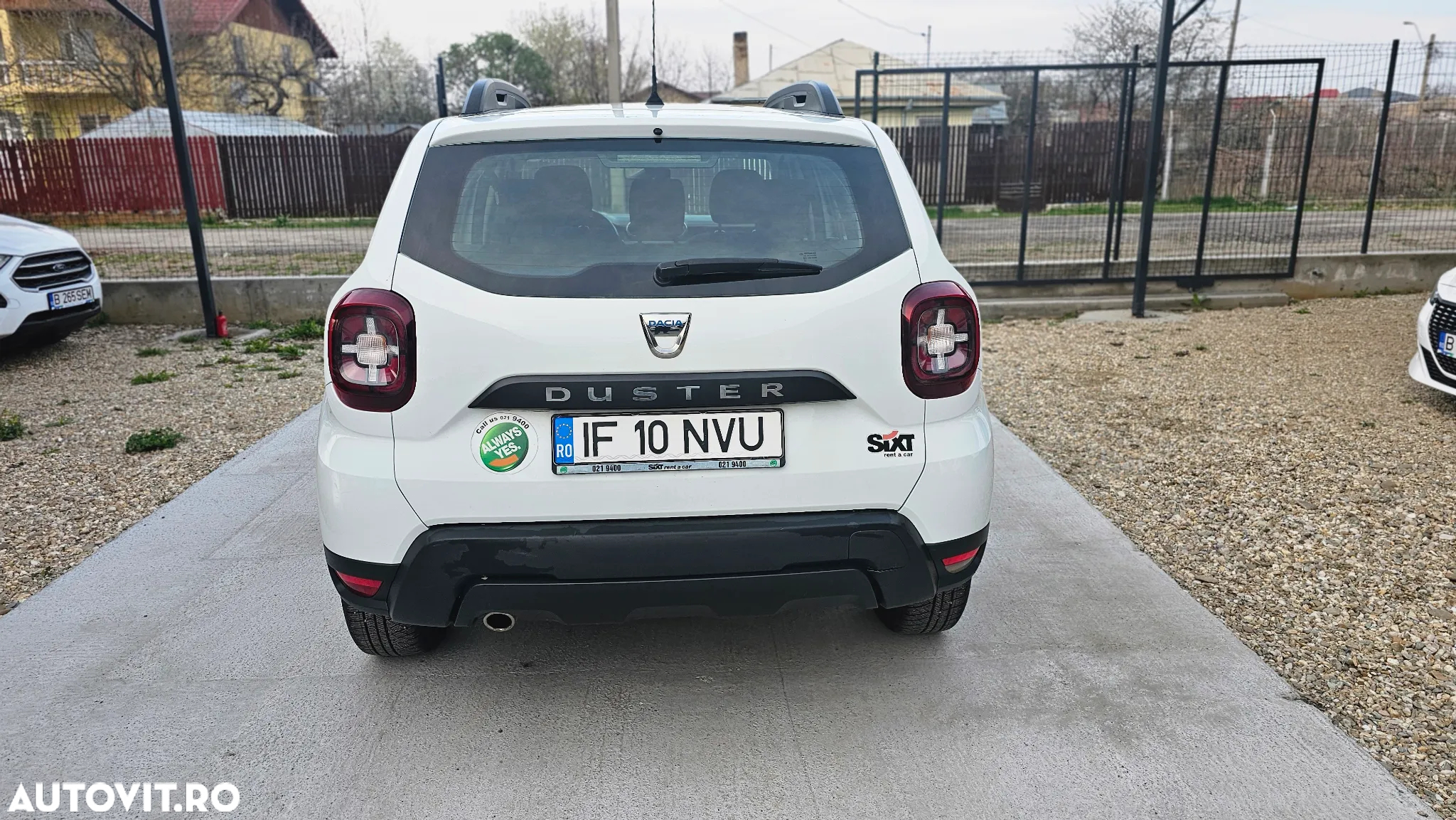 Dacia Duster 1.6 4x4 Laureate - 4