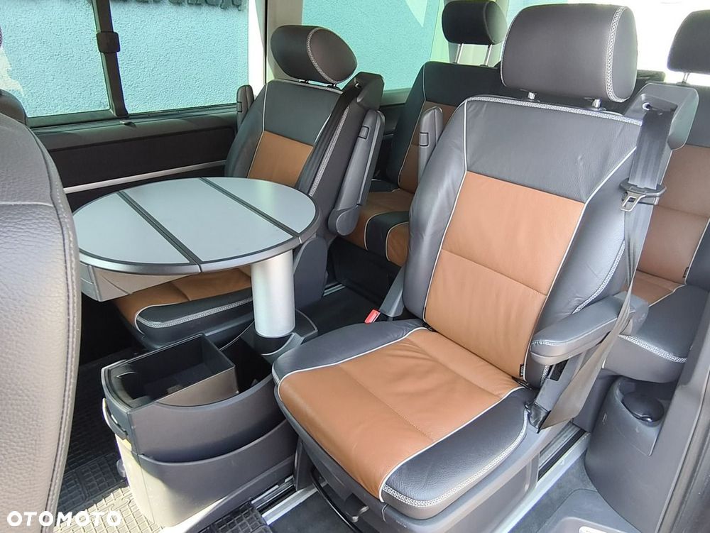 Volkswagen Multivan - 20