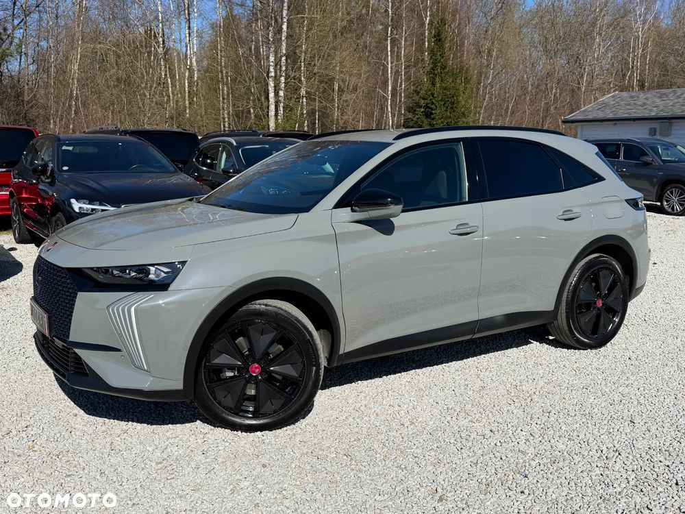 DS Automobiles DS 7 Crossback 1.6 E-Tense Performance Line + - 7