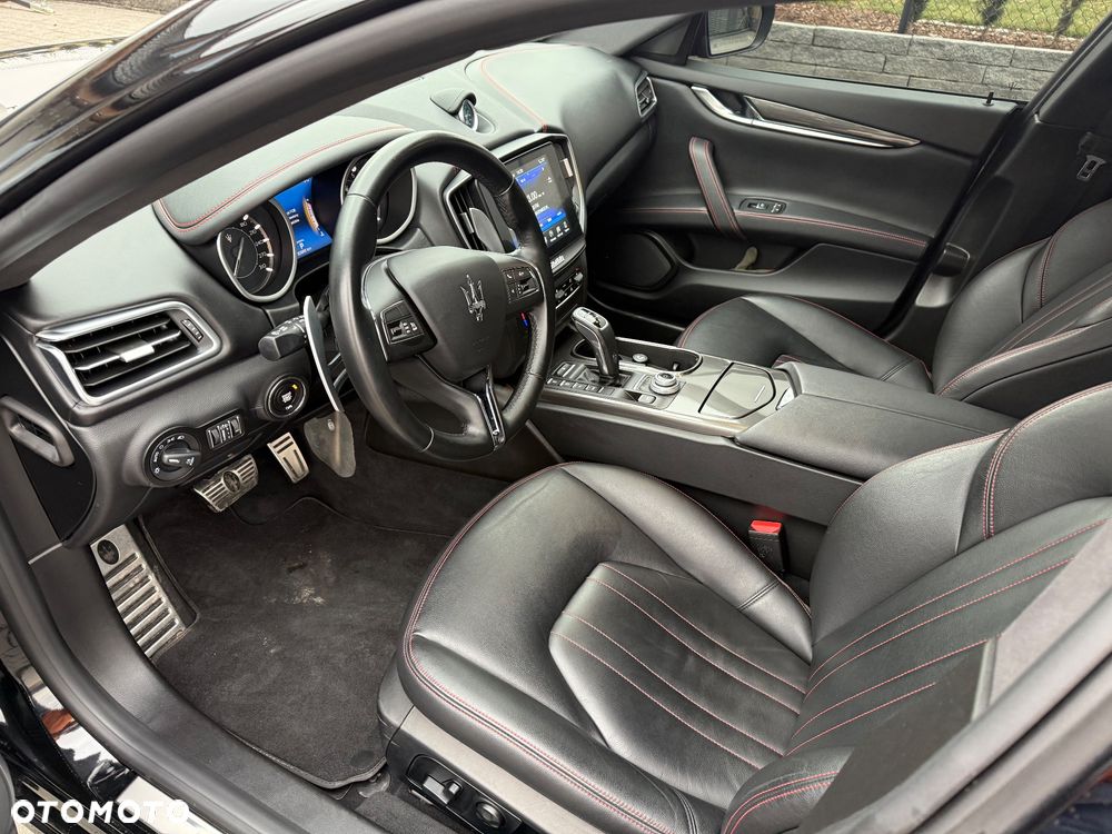 Maserati Ghibli S Q4 - 9
