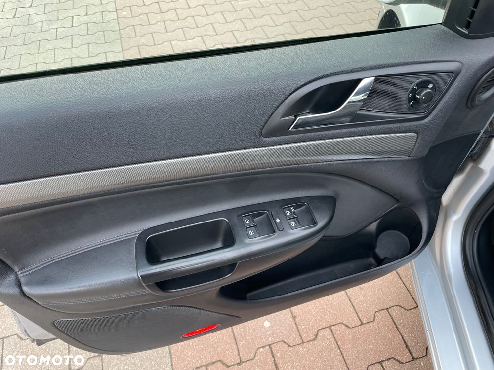 Skoda Octavia 2.0 TDI DPF Team Edition - 10