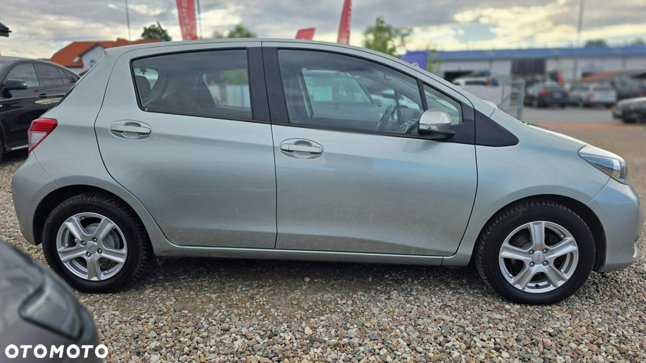 Toyota Yaris - 5