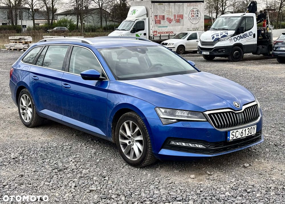 Skoda Superb 2.0 TDI SCR Style DSG - 2
