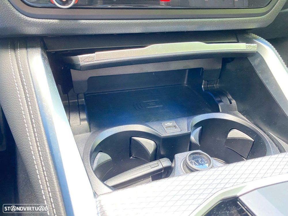 BMW i4 eDrive40 Pack Desportivo M Pro - 14