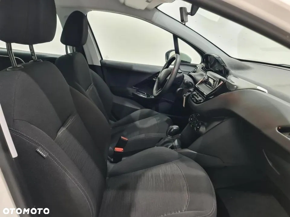 Peugeot 208 1.6 BlueHDi Active - 10