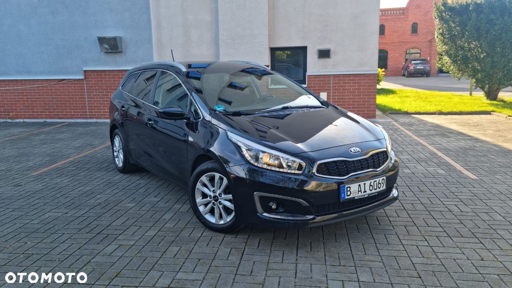 Kia Ceed 1.6 CRDi 136 ISG Spirit - 15