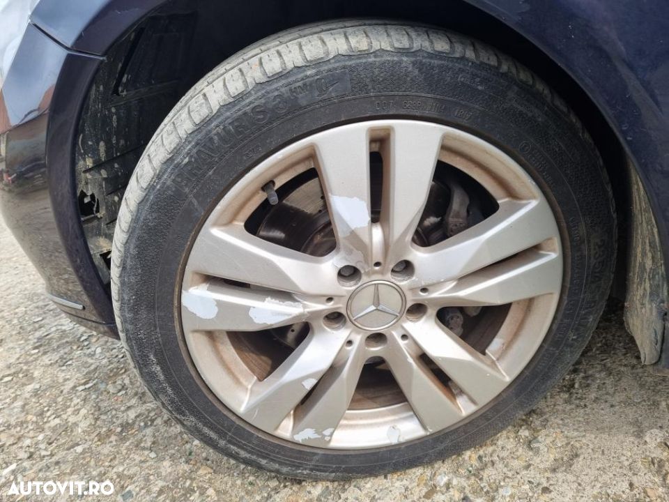 jante r17 mercedes e class w207, w212 cu cauciucuri vara in stare buna - 3
