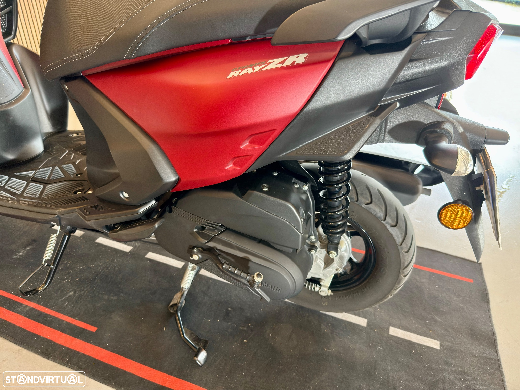 Yamaha RayZR - 18