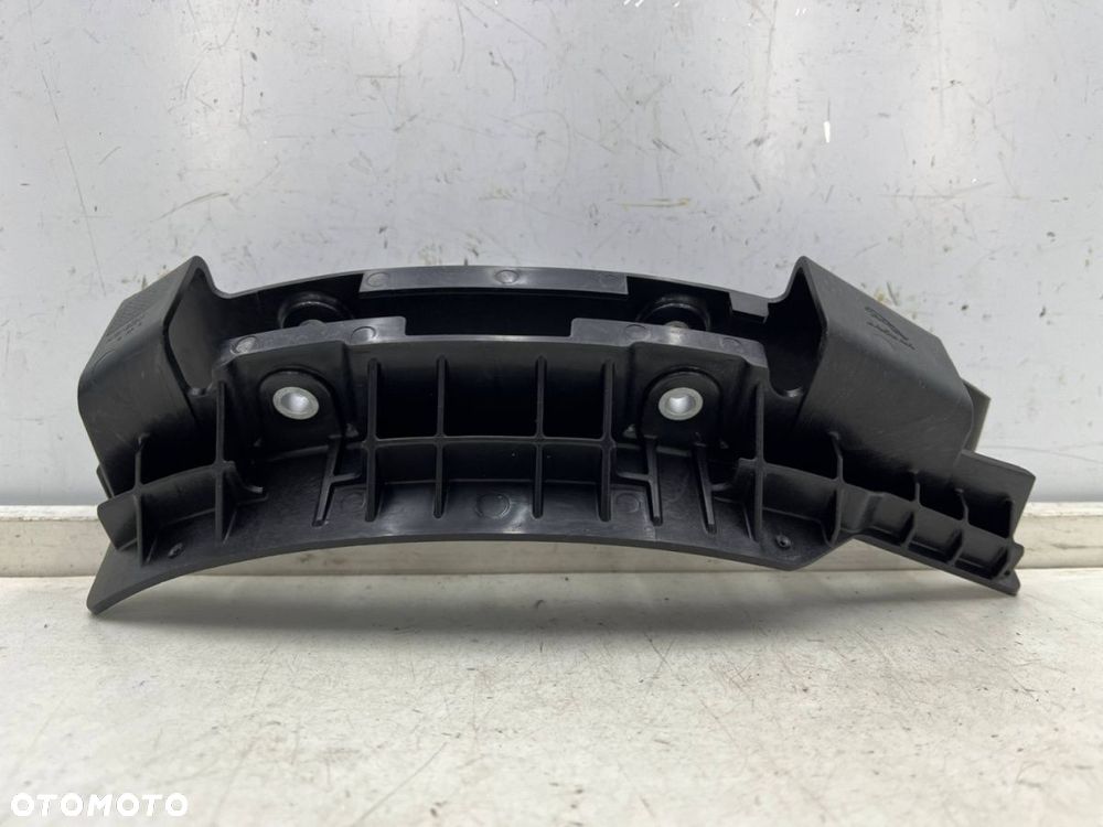 Kanał powietrza Jaguar F-Type x152 SVR 14-24r. prawa kierownica chłodzenia hamulców osłona wahacza - 3