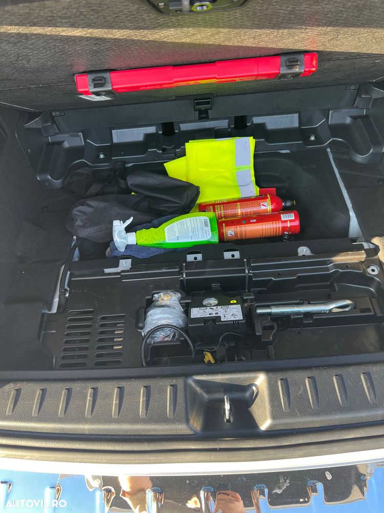 Mercedes-Benz GLB 250 4MATIC Aut. - 29